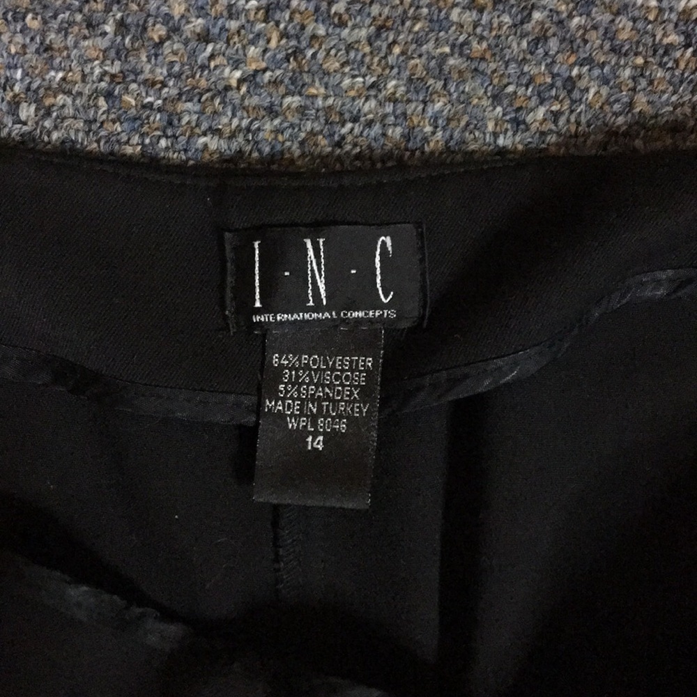 Pants - Picture 3 of 4
